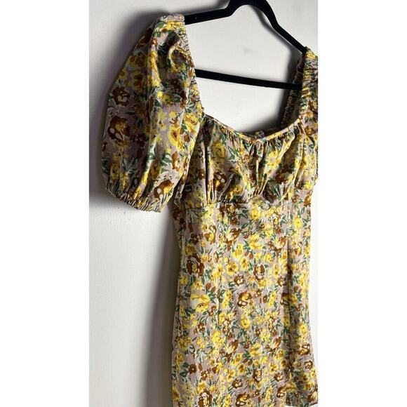 ASTR The Label Womens Yellow Floral Mini Dress Smocked Back Size Medium NWOT - Picture 6 of 12